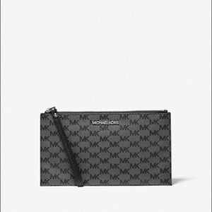 Michael Kors Clutch